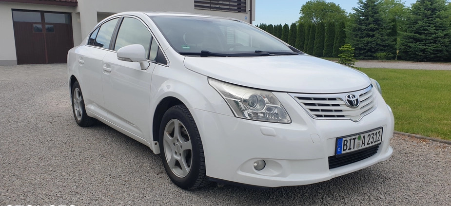 Toyota Avensis cena 25900 przebieg: 238000, rok produkcji 2009 z Sandomierz małe 529